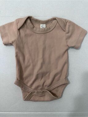 COLORED ORGANICS Beige Bodysuit Newborn